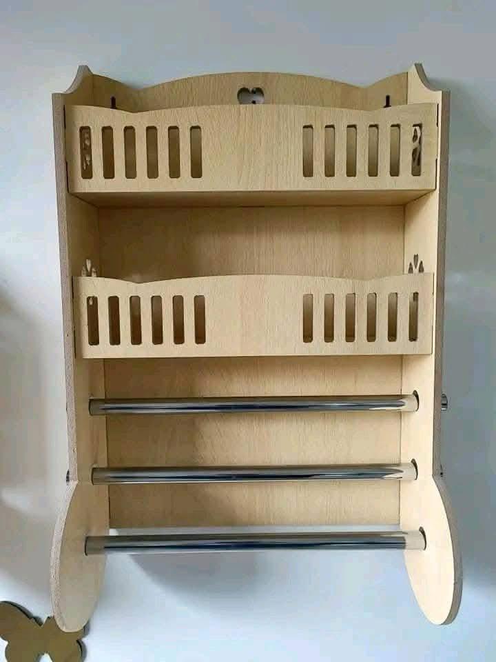 حاملة التوابل و ورق المطبخ